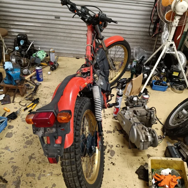 TW200（2JL）の社外DC-CDI – HY GARAGE